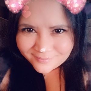 Meet your Posher, Thea